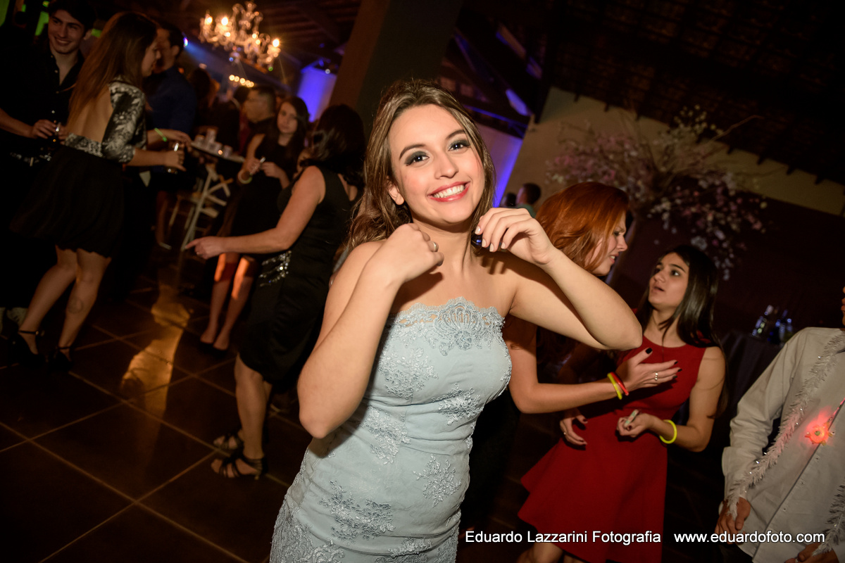 ANIVERSÁRIO TAUBATÉ Maria Julia 15 anos FOTOGRAFO EDUARDO LAZZARINI FOTOGRAFO DE ANIVERSÁRIOS EM TAUBATE SP