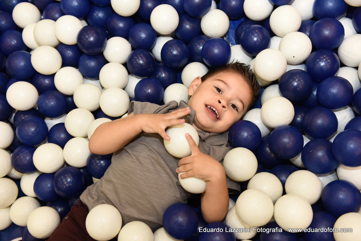ANIVERSÁRIO TAUBATÉ Kauan 3 anos FOTOGRAFO EDUARDO LAZZARINI FOTOGRAFO DE ANIVERSÁRIOS EM TAUBATE SP