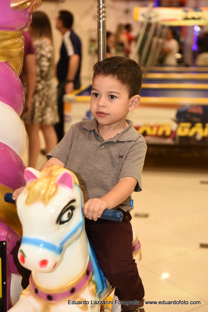 ANIVERSÁRIO TAUBATÉ Kauan 3 anos FOTOGRAFO EDUARDO LAZZARINI FOTOGRAFO DE ANIVERSÁRIOS EM TAUBATE SP