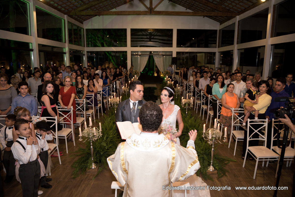CASAMENTO TAUBATÉ Fabiane e Erick FOTOGRAFO EDUARDO LAZZARINI FOTOGRAFO DE CASAMENTOS EM TAUBATE SP