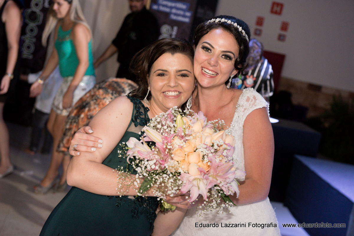 CASAMENTO TAUBATÉ Fabiane e Erick FOTOGRAFO EDUARDO LAZZARINI FOTOGRAFO DE CASAMENTOS EM TAUBATE SP