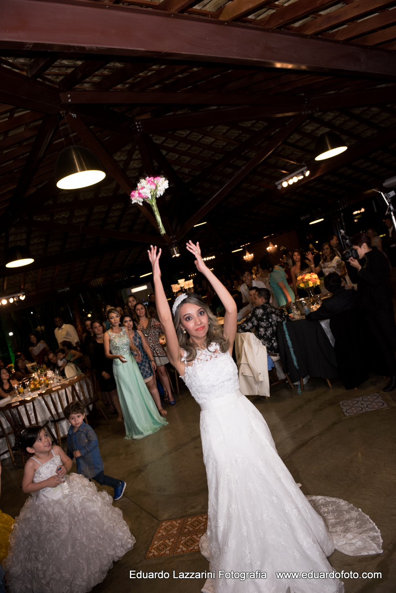CASAMENTO TAUBATÉ Larissa e Cristiano FOTOGRAFO EDUARDO LAZZARINI FOTOGRAFO DE CASAMENTOS EM TAUBATE SP