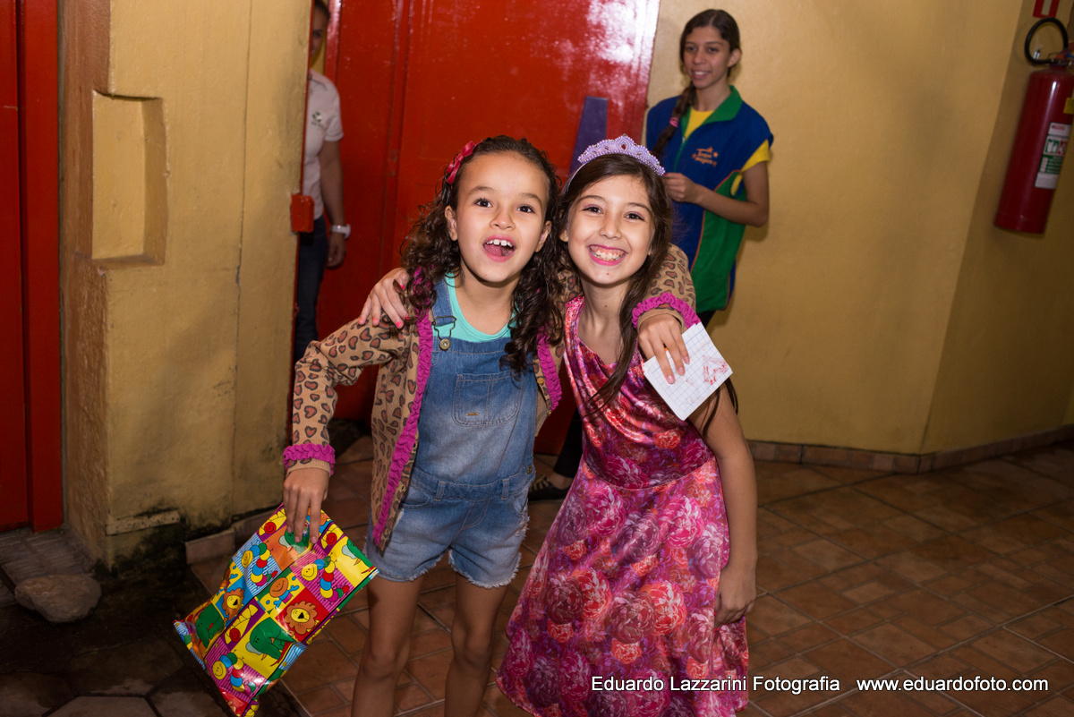 ANIVERSÁRIO TAUBATÉ Julia 9 anos FOTOGRAFO EDUARDO LAZZARINI FOTOGRAFO DE ANIVERSÁRIOS EM TAUBATE SP