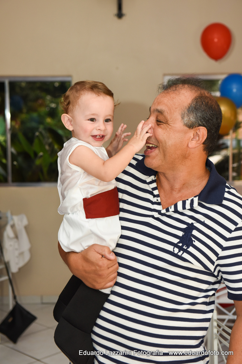 ANIVERSÁRIO TAUBATÉ Gustavo 1 ano FOTOGRAFO EDUARDO LAZZARINI FOTOGRAFO DE ANIVERSÁRIOS EM TAUBATE SP