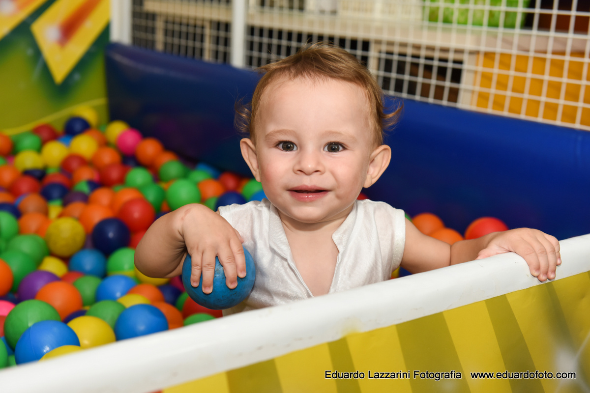 ANIVERSÁRIO TAUBATÉ Gustavo 1 ano FOTOGRAFO EDUARDO LAZZARINI FOTOGRAFO DE ANIVERSÁRIOS EM TAUBATE SP