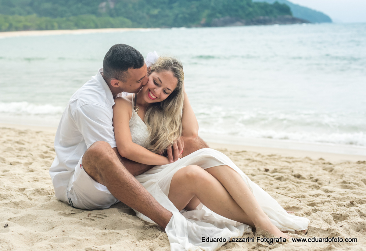 CASAMENTO TAUBATÉ ENSAIO Carol e Felipe FOTOGRAFO EDUARDO LAZZARINI FOTOGRAFO DE CASAMENTOS EM TAUBATE SP