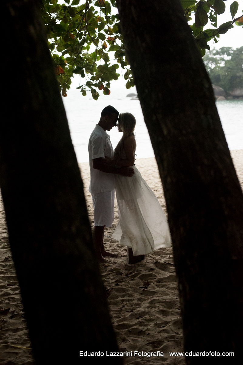 CASAMENTO TAUBATÉ ENSAIO Carol e Felipe FOTOGRAFO EDUARDO LAZZARINI FOTOGRAFO DE CASAMENTOS EM TAUBATE SP