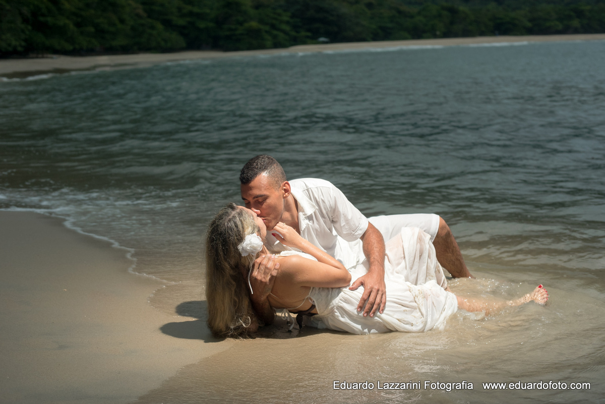 CASAMENTO TAUBATÉ ENSAIO Carol e Felipe FOTOGRAFO EDUARDO LAZZARINI FOTOGRAFO DE CASAMENTOS EM TAUBATE SP