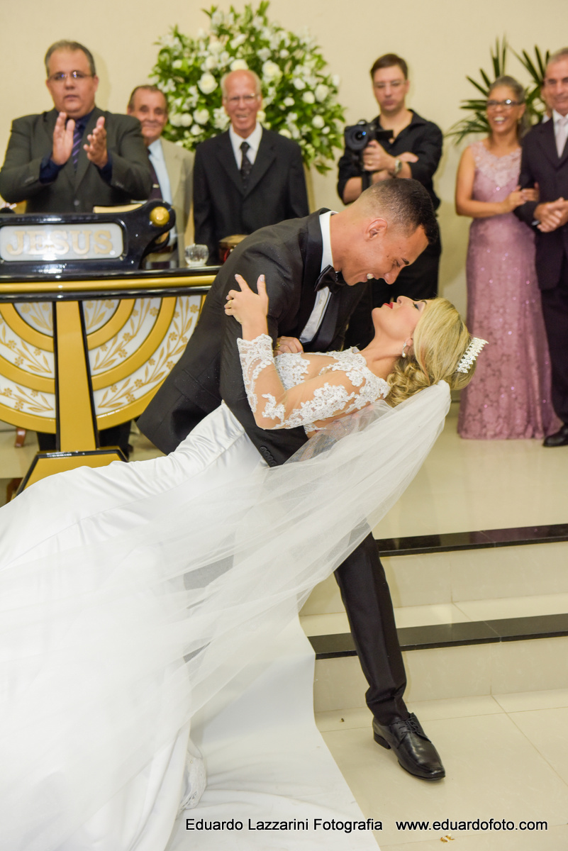 CASAMENTO TAUBATÉ Carol e Felipe FOTOGRAFO EDUARDO LAZZARINI FOTOGRAFO DE CASAMENTOS EM TAUBATE SP