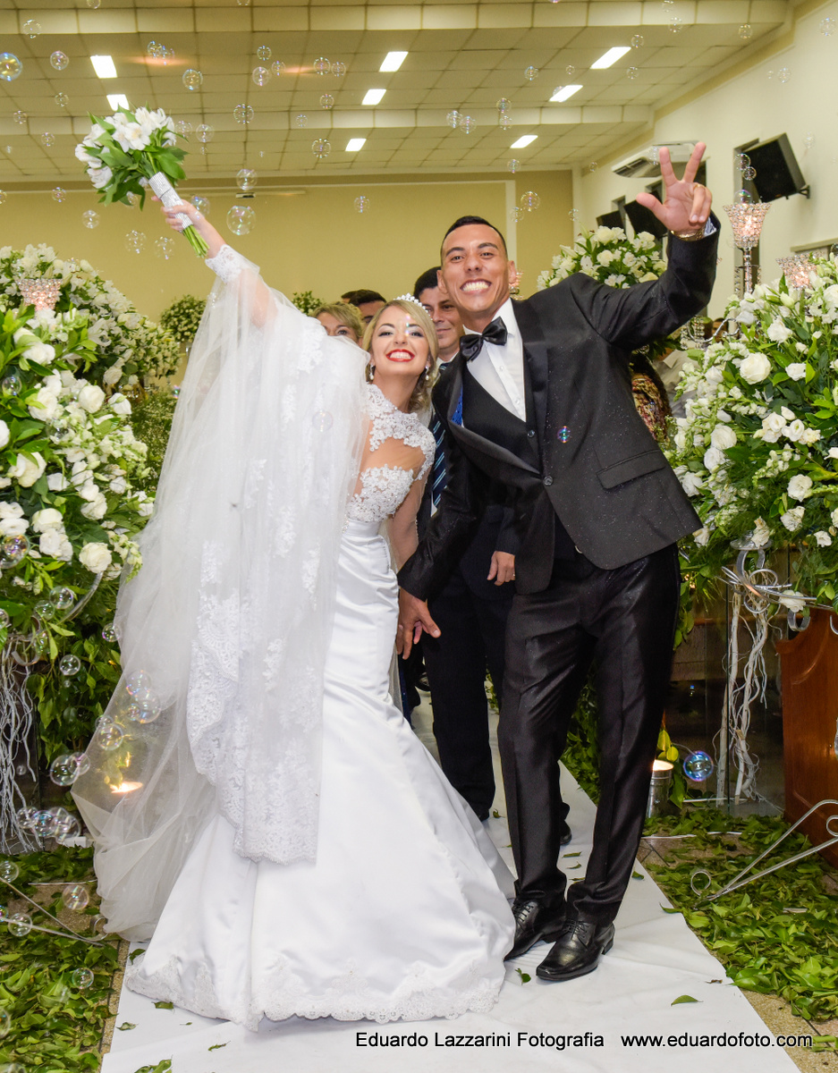 CASAMENTO TAUBATÉ Carol e Felipe FOTOGRAFO EDUARDO LAZZARINI FOTOGRAFO DE CASAMENTOS EM TAUBATE SP