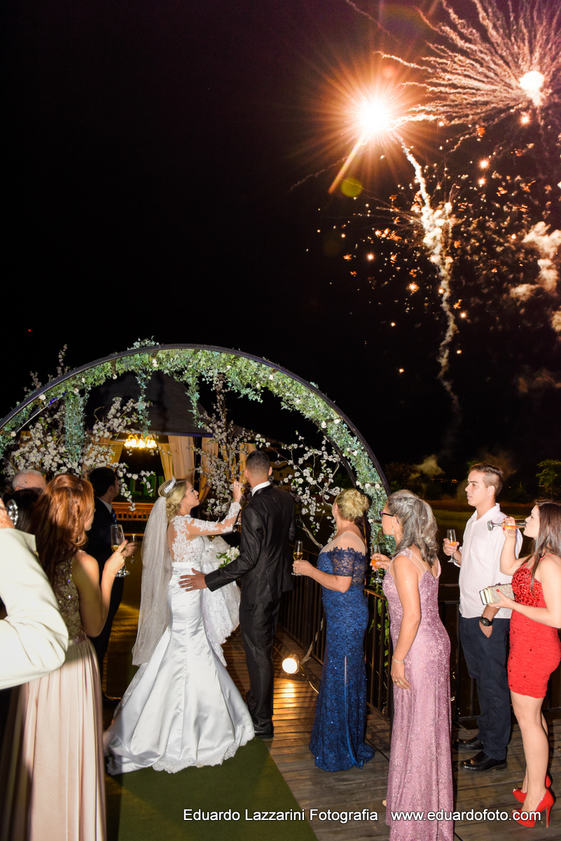CASAMENTO TAUBATÉ Carol e Felipe FOTOGRAFO EDUARDO LAZZARINI FOTOGRAFO DE CASAMENTOS EM TAUBATE SP