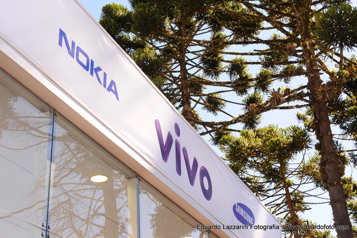 FOTOGRAFIA CORPORATIVA EMPRESARIAL TAUBATE SP Estande Vivo FOTÓGRAFO EDUARDO LAZZARINI