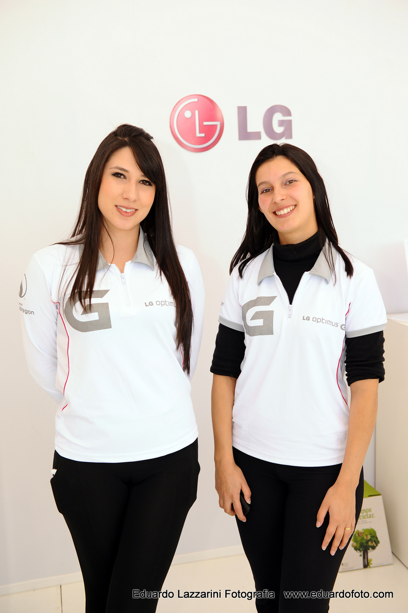 FOTOGRAFIA CORPORATIVA EMPRESARIAL TAUBATE SP Estande Vivo FOTÓGRAFO EDUARDO LAZZARINI