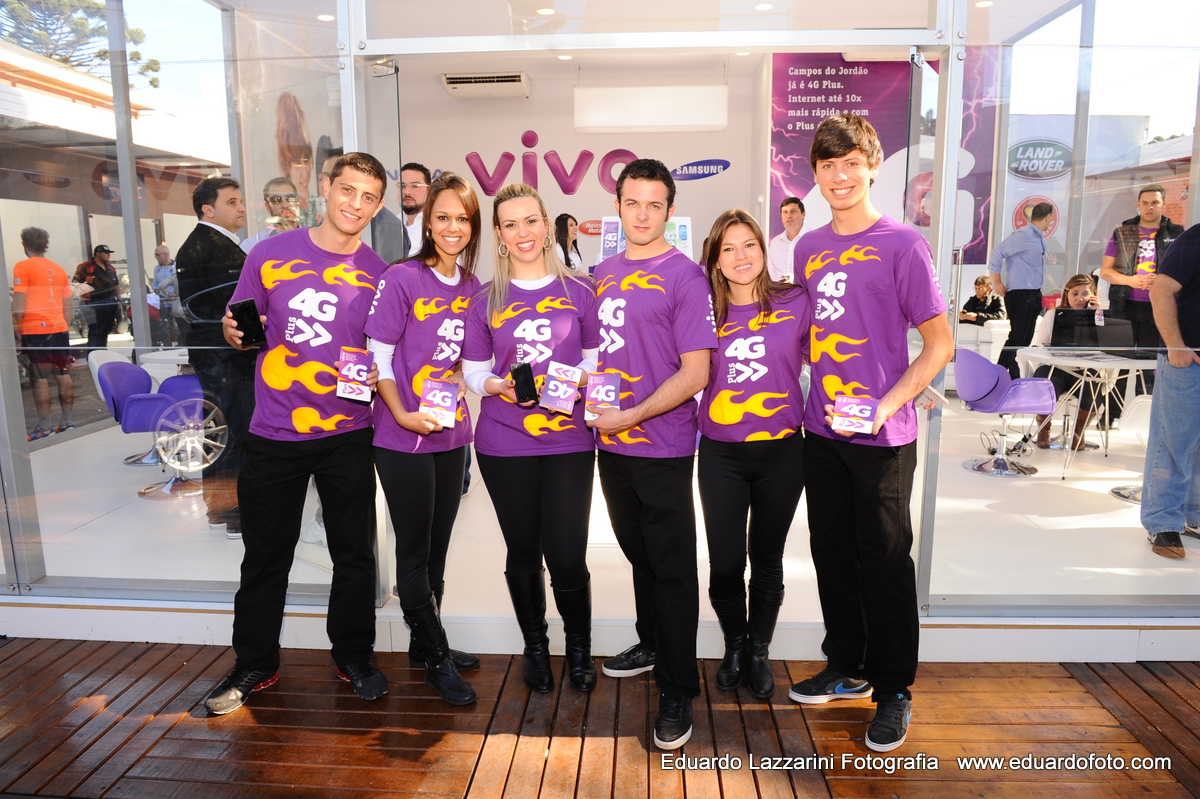 FOTOGRAFIA CORPORATIVA EMPRESARIAL TAUBATE SP Estande Vivo FOTÓGRAFO EDUARDO LAZZARINI