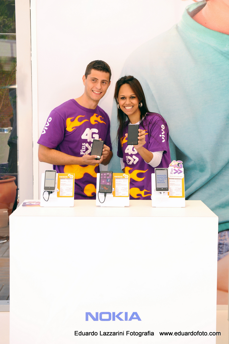 FOTOGRAFIA CORPORATIVA EMPRESARIAL TAUBATE SP Estande Vivo FOTÓGRAFO EDUARDO LAZZARINI