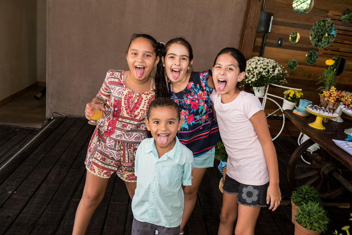 ANIVERSÁRIO TAUBATÉ Maria Clara 10 anos FOTOGRAFO EDUARDO LAZZARINI FOTOGRAFO DE ANIVERSÁRIOS EM TAUBATE SP