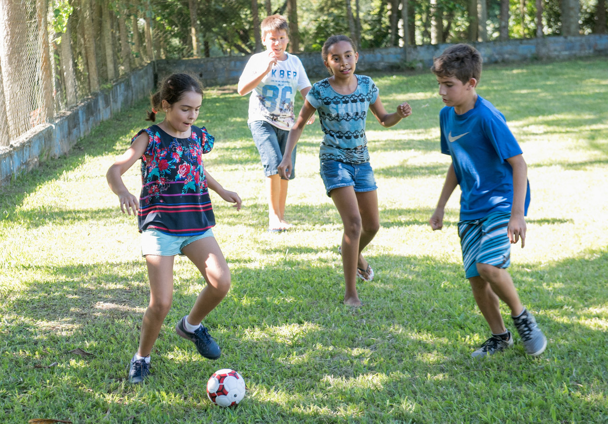 ANIVERSÁRIO TAUBATÉ Maria Clara 10 anos FOTOGRAFO EDUARDO LAZZARINI FOTOGRAFO DE ANIVERSÁRIOS EM TAUBATE SP