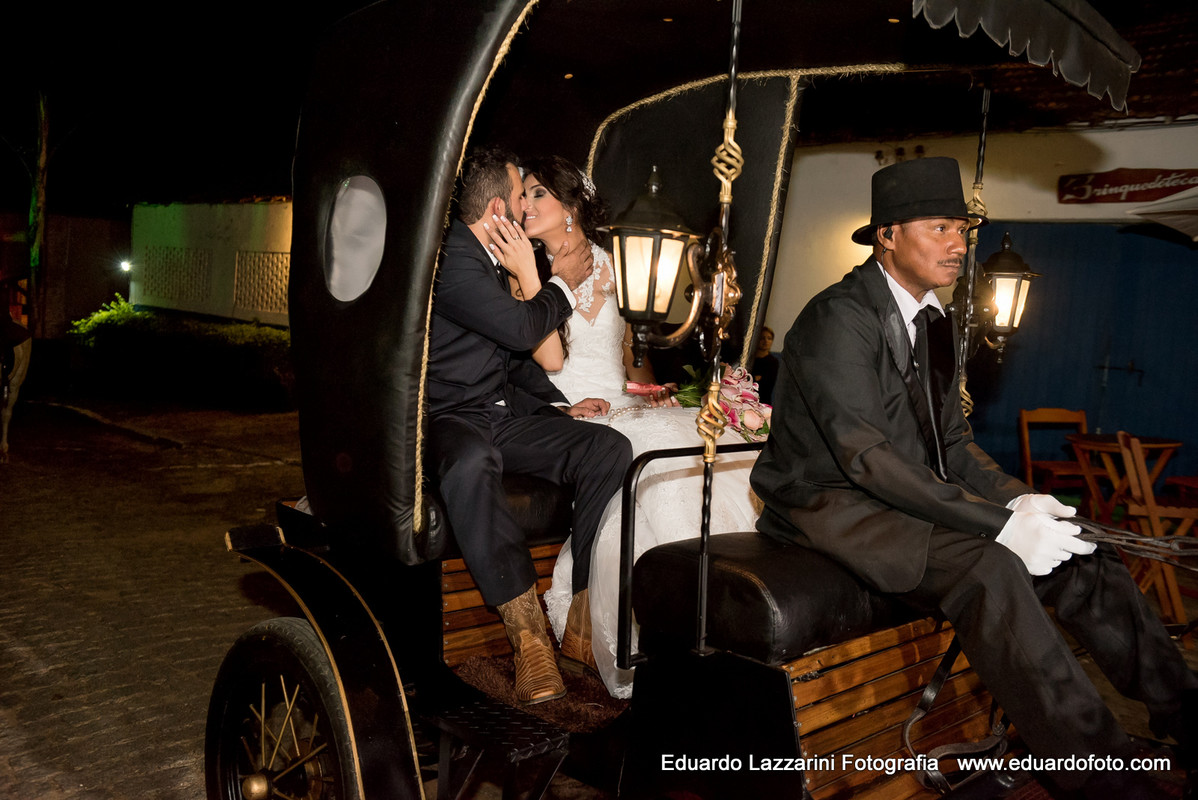 CASAMENTO TAUBATÉ Larissa e Luis Fernando FOTOGRAFO EDUARDO LAZZARINI FOTOGRAFO DE CASAMENTOS EM TAUBATE SP