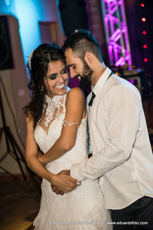 CASAMENTO TAUBATÉ Larissa e Luis Fernando FOTOGRAFO EDUARDO LAZZARINI FOTOGRAFO DE CASAMENTOS EM TAUBATE SP
