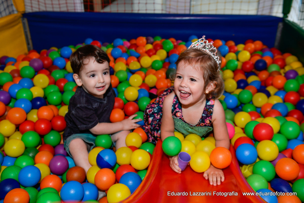 ANIVERSÁRIO São Paulo Rodrigo 2 anos FOTOGRAFO EDUARDO LAZZARINI FOTOGRAFO DE ANIVERSÁRIOS EM TAUBATE SP