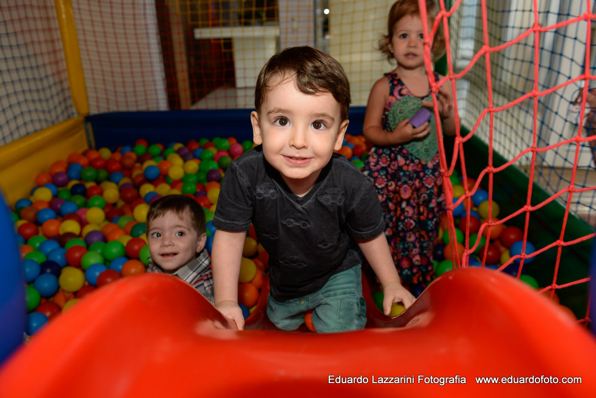 ANIVERSÁRIO São Paulo Rodrigo 2 anos FOTOGRAFO EDUARDO LAZZARINI FOTOGRAFO DE ANIVERSÁRIOS EM TAUBATE SP