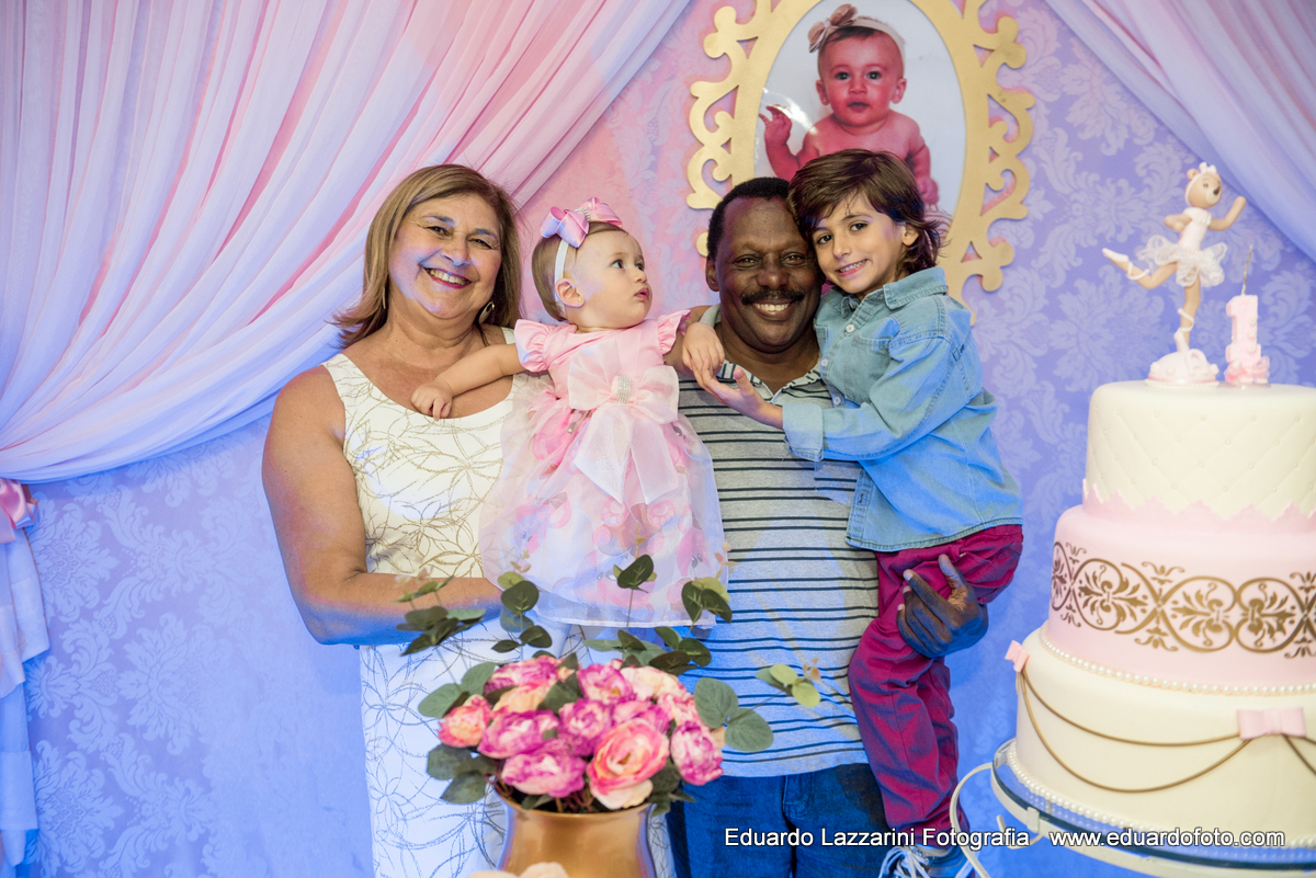 ANIVERSÁRIO Taubaté Antonella 1 ano FOTOGRAFO EDUARDO LAZZARINI FOTOGRAFO DE ANIVERSÁRIOS EM TAUBATE SP