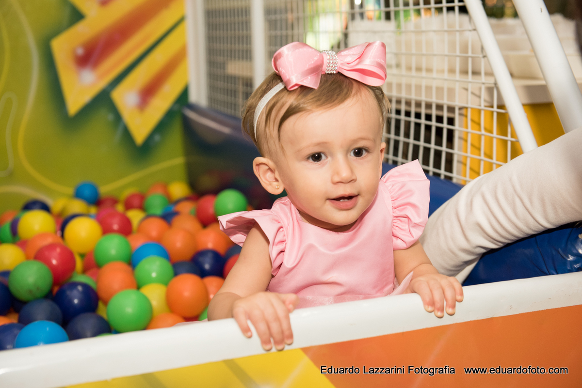 ANIVERSÁRIO Taubaté Antonella 1 ano FOTOGRAFO EDUARDO LAZZARINI FOTOGRAFO DE ANIVERSÁRIOS EM TAUBATE SP