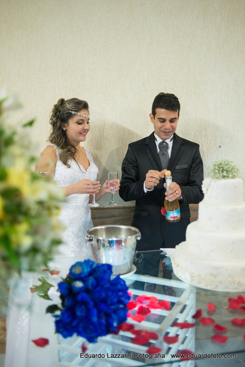 CASAMENTO TAUBATÉ Suellen e Junior FOTOGRAFO EDUARDO LAZZARINI FOTOGRAFO DE CASAMENTOS EM TAUBATE SP