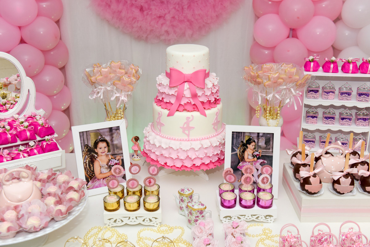 ANIVERSÁRIO Taubaté Gabriela 3 anos FOTOGRAFO EDUARDO LAZZARINI FOTOGRAFO DE ANIVERSÁRIOS EM TAUBATE SP