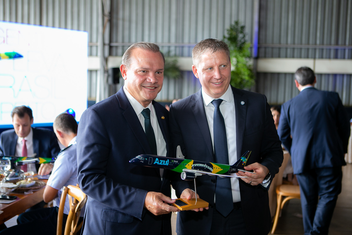 entrega de avião 