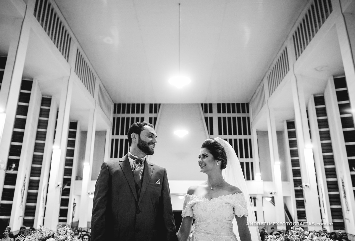 Fotografia casamento. Casamento Bariri. Fotógrafo Bariri. casamento no interior. wedding . fotografia de casamento. noivas. noivo. Inspiração casamentos.casamentos. fotografia com emoção . sensibilidade. Andre Timex fotografias.