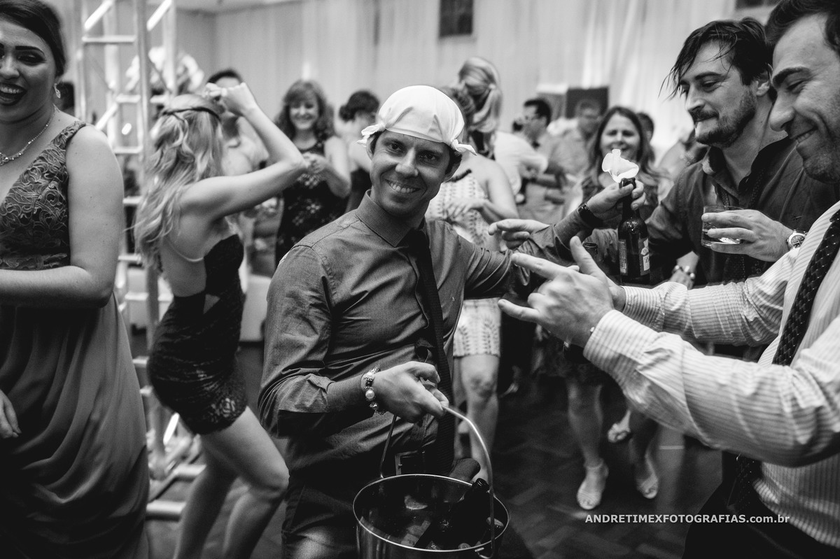 Fotografia casamento. Casamento Bariri. Fotógrafo Bariri. casamento no interior. wedding . fotografia de casamento. noivas. noivo. Inspiração casamentos.casamentos. fotografia com emoção . sensibilidade. Andre Timex fotografias.