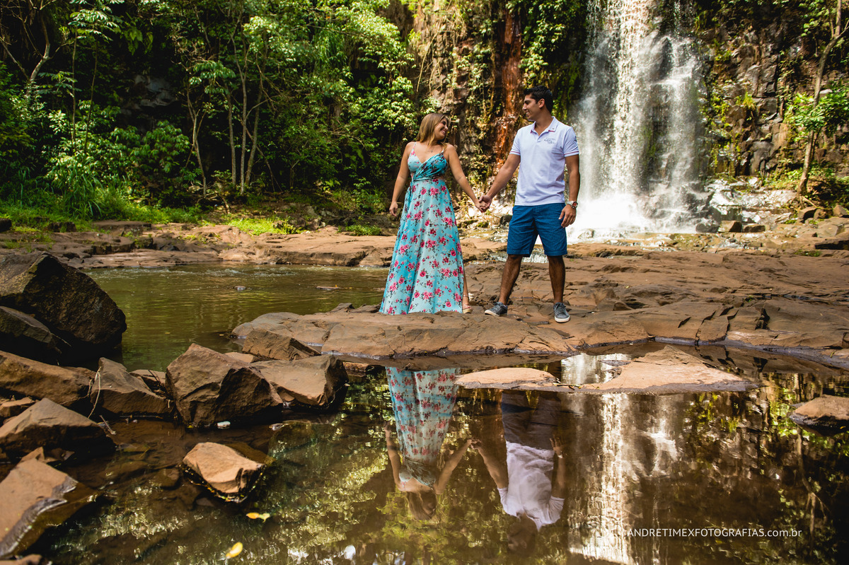Pre Wedding. Pre ensaio. fotografia Casamento. Ensaio casal. Ensaio em   Brotas.casamentos.fotografia em brotas. inspiration photographers