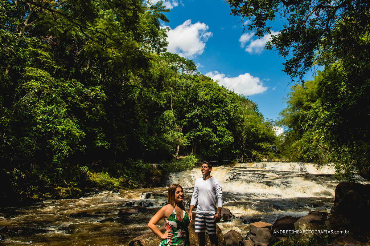 Pre Wedding. Pre ensaio. fotografia Casamento. Ensaio casal. Ensaio em   Brotas.casamentos.fotografia em brotas. inspiration photographers