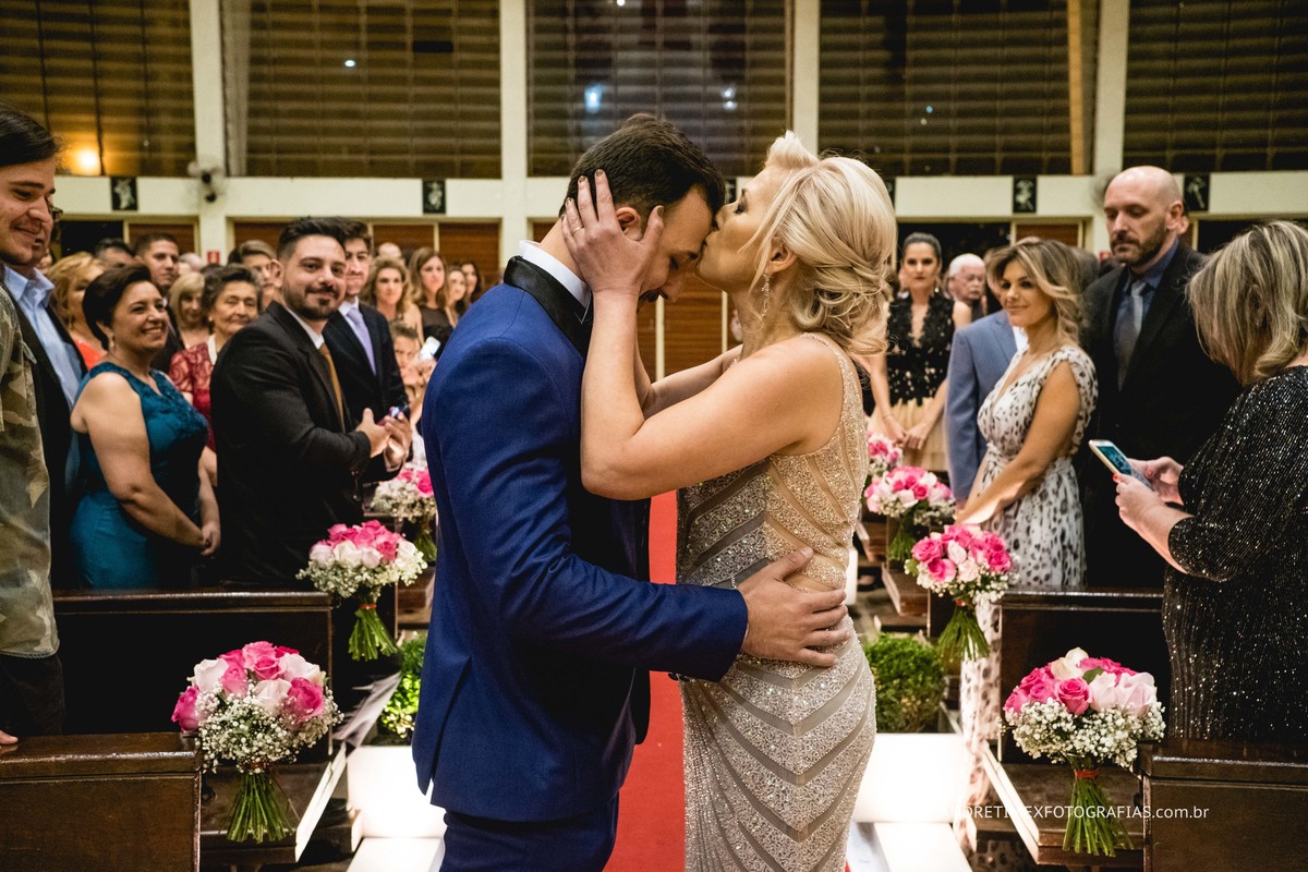 Fotografia casamento. fotografia Bauru. fotografia com emoção. wedding brasil. Inspiração casamento. fotografia moderna. buffet Caversan. festa de casamento. noiva. noivo. fotografia casal. Andre Timex fotógrafo. Bride.  Casamentos. 