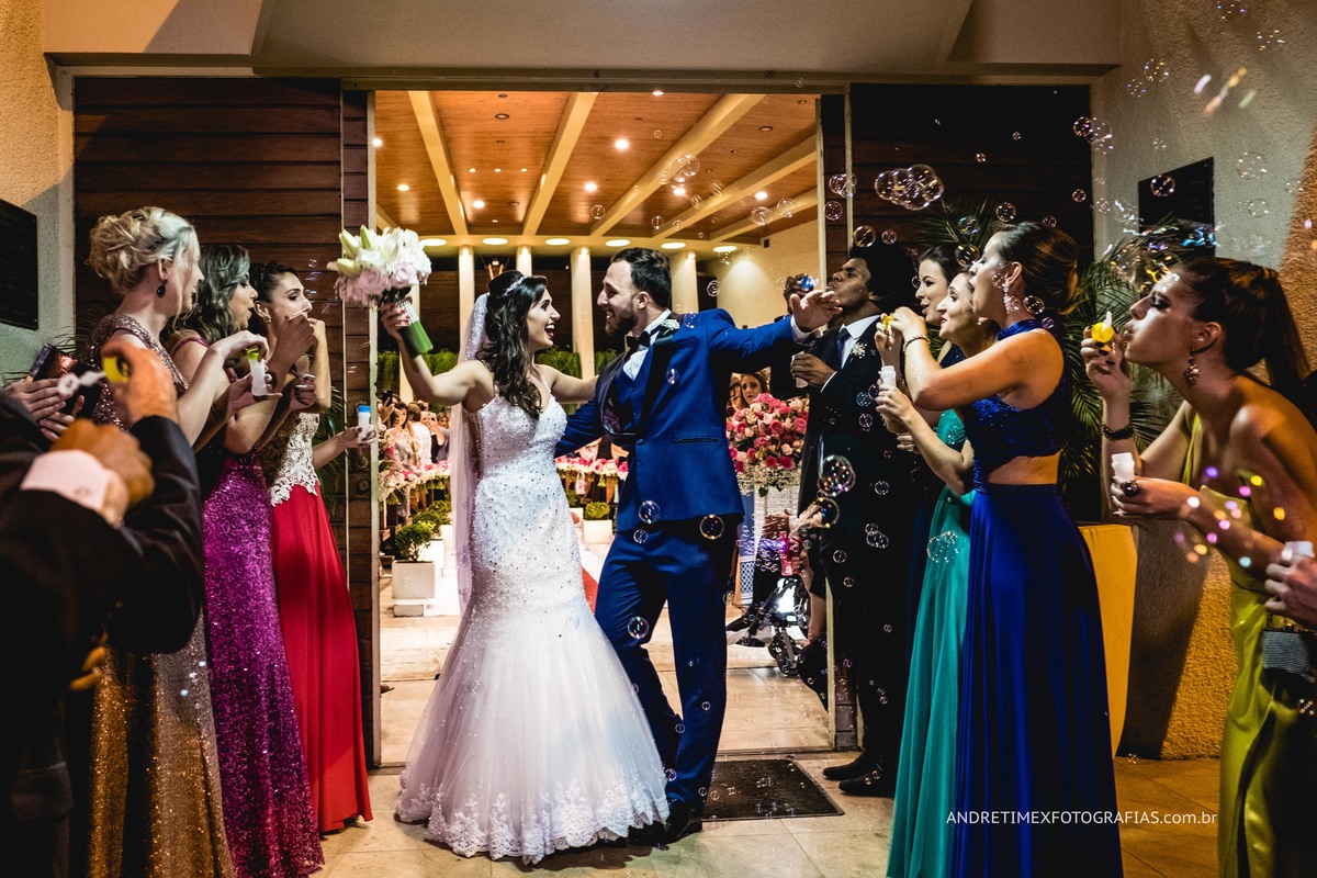 Fotografia casamento. fotografia Bauru. fotografia com emoção. wedding brasil. Inspiração casamento. fotografia moderna. buffet Caversan. festa de casamento. noiva. noivo. fotografia casal. Andre Timex fotógrafo. Bride.  Casamentos. 