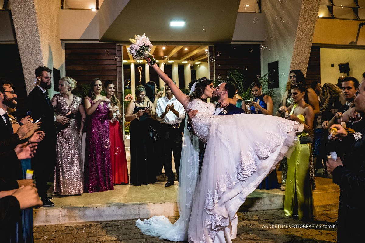 Fotografia casamento. fotografia Bauru. fotografia com emoção. wedding brasil. Inspiração casamento. fotografia moderna. buffet Caversan. festa de casamento. noiva. noivo. fotografia casal. Andre Timex fotógrafo. Bride.  Casamentos. 