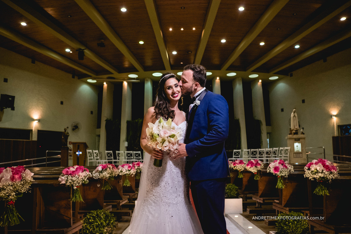 Fotografia casamento. fotografia Bauru. fotografia com emoção. wedding brasil. Inspiração casamento. fotografia moderna. buffet Caversan. festa de casamento. noiva. noivo. fotografia casal. Andre Timex fotógrafo. Bride.  Casamentos. 