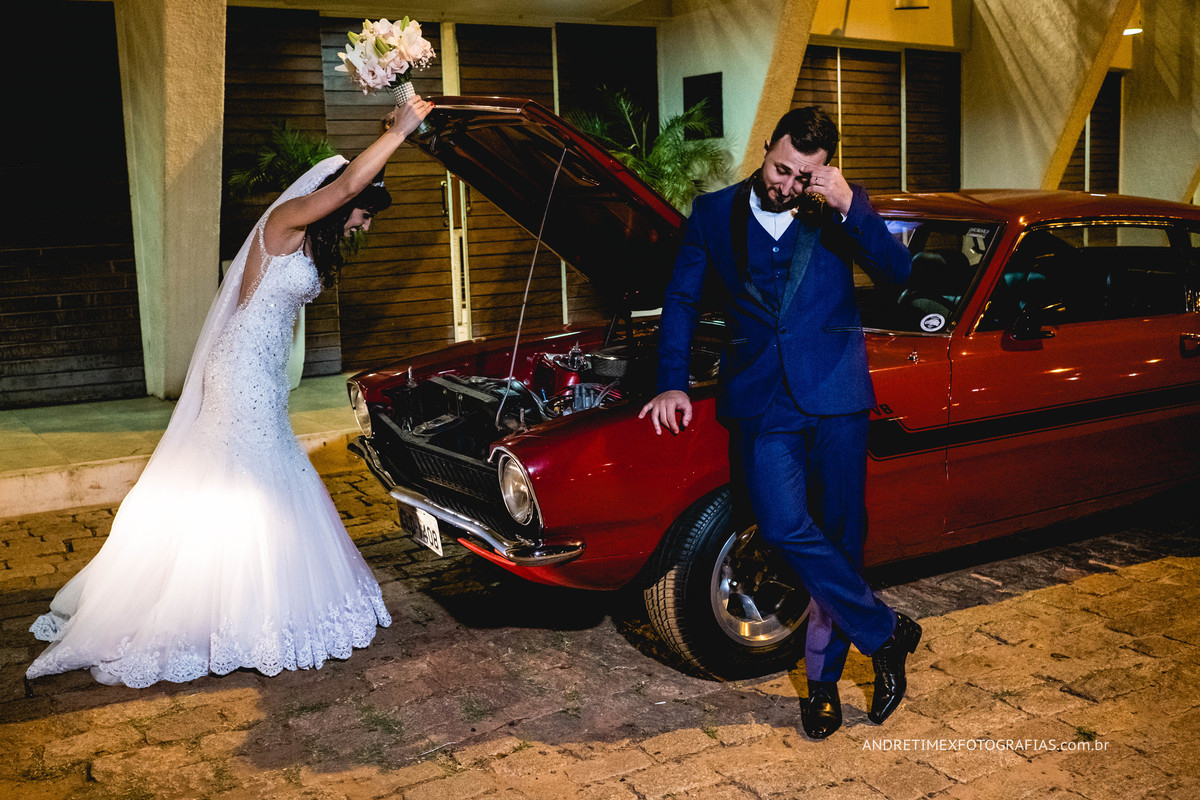 Fotografia casamento. fotografia Bauru. fotografia com emoção. wedding brasil. Inspiração casamento. fotografia moderna. buffet Caversan. festa de casamento. noiva. noivo. fotografia casal. Andre Timex fotógrafo. Bride.  Casamentos. 