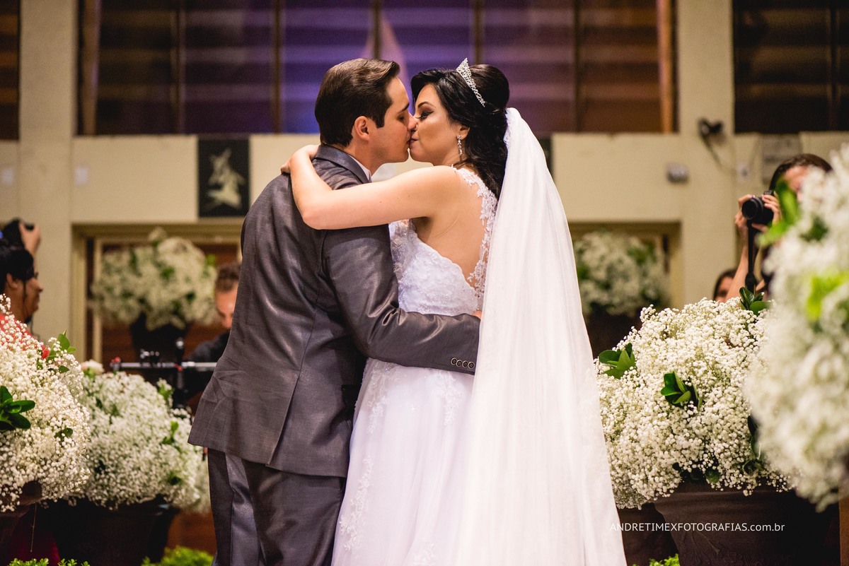 Edu Oliveira. Fotografia de casamento. Fotografia Bauru. casamentos. wedding. bride. Fotografo de casamento. Melhores fotógrafos do brasil. noivas. noivos. vestido da noiva. Wedding party. Casamento inspiração.