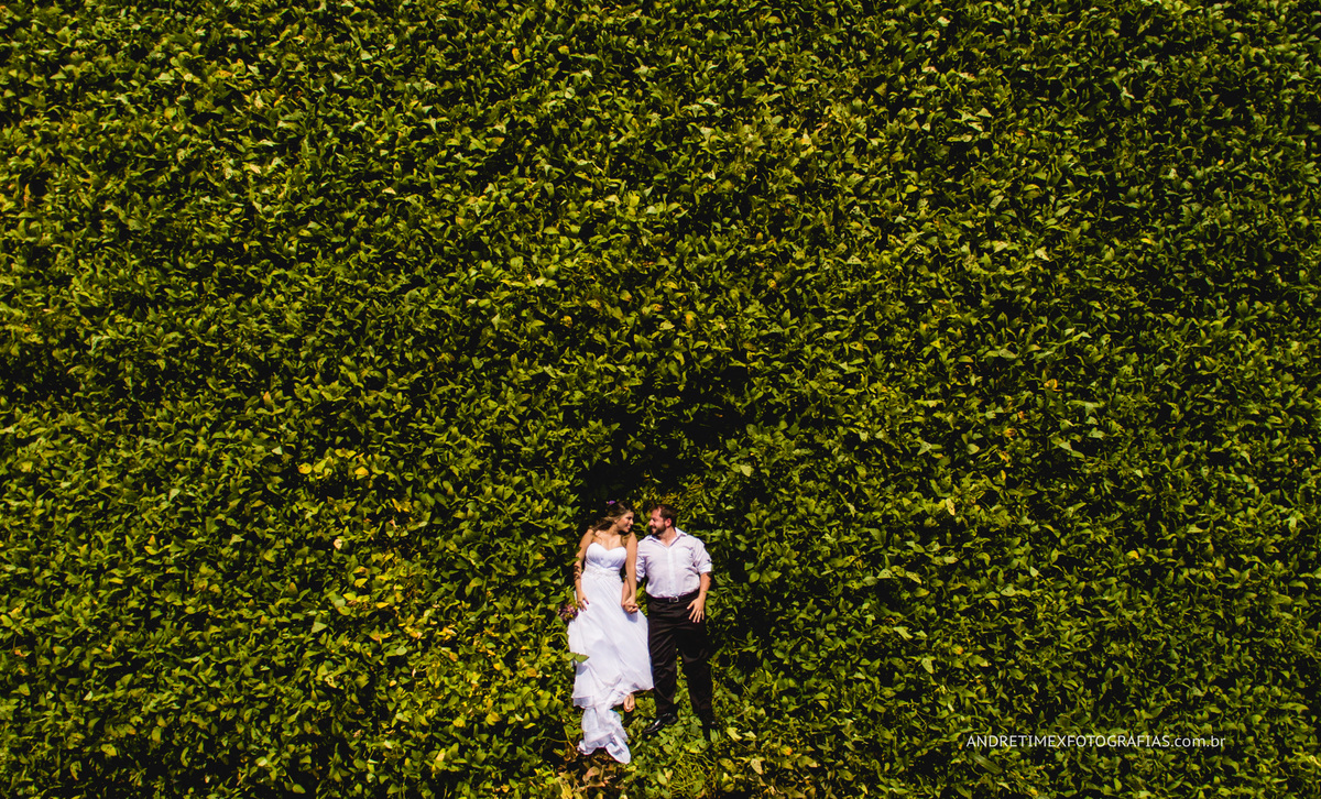 pre wedding - casamento - fotografia de casamento - noiva - noivo - fotografia bauru-sp - andre timex fotografias -fotografia no campo - fotografia com emoção - sensibilidade - ensaio de casal