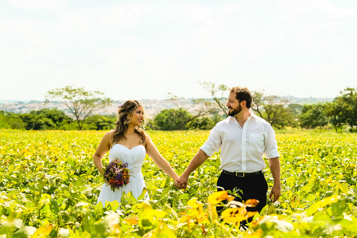 pre wedding - casamento - fotografia de casamento - noiva - noivo - fotografia bauru-sp - andre timex fotografias -fotografia no campo - fotografia com emoção - sensibilidade - ensaio de casal