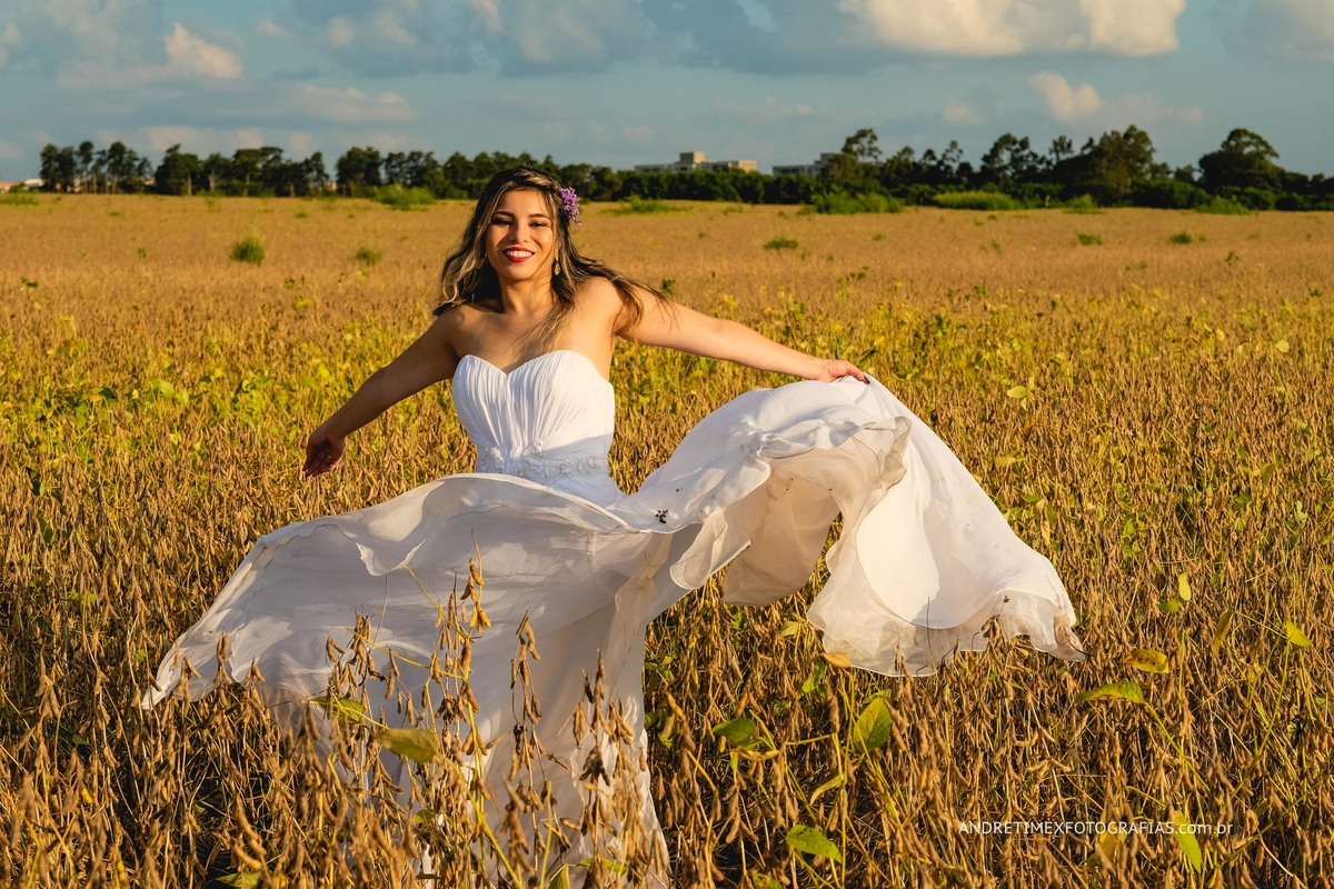 pre wedding - casamento - fotografia de casamento - noiva - noivo - fotografia bauru-sp - andre timex fotografias -fotografia no campo - fotografia com emoção - sensibilidade - ensaio de casal