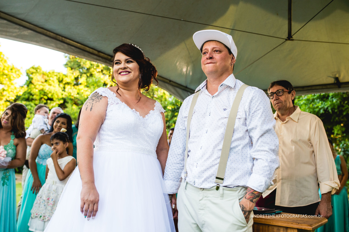 fotografia de casamento. casamento jau. fotografia jau. wedding brasil. casamento no campo. casamento de dia. andre timex fotografias . noiva. noivo. casamentos. casamento. fotografia.