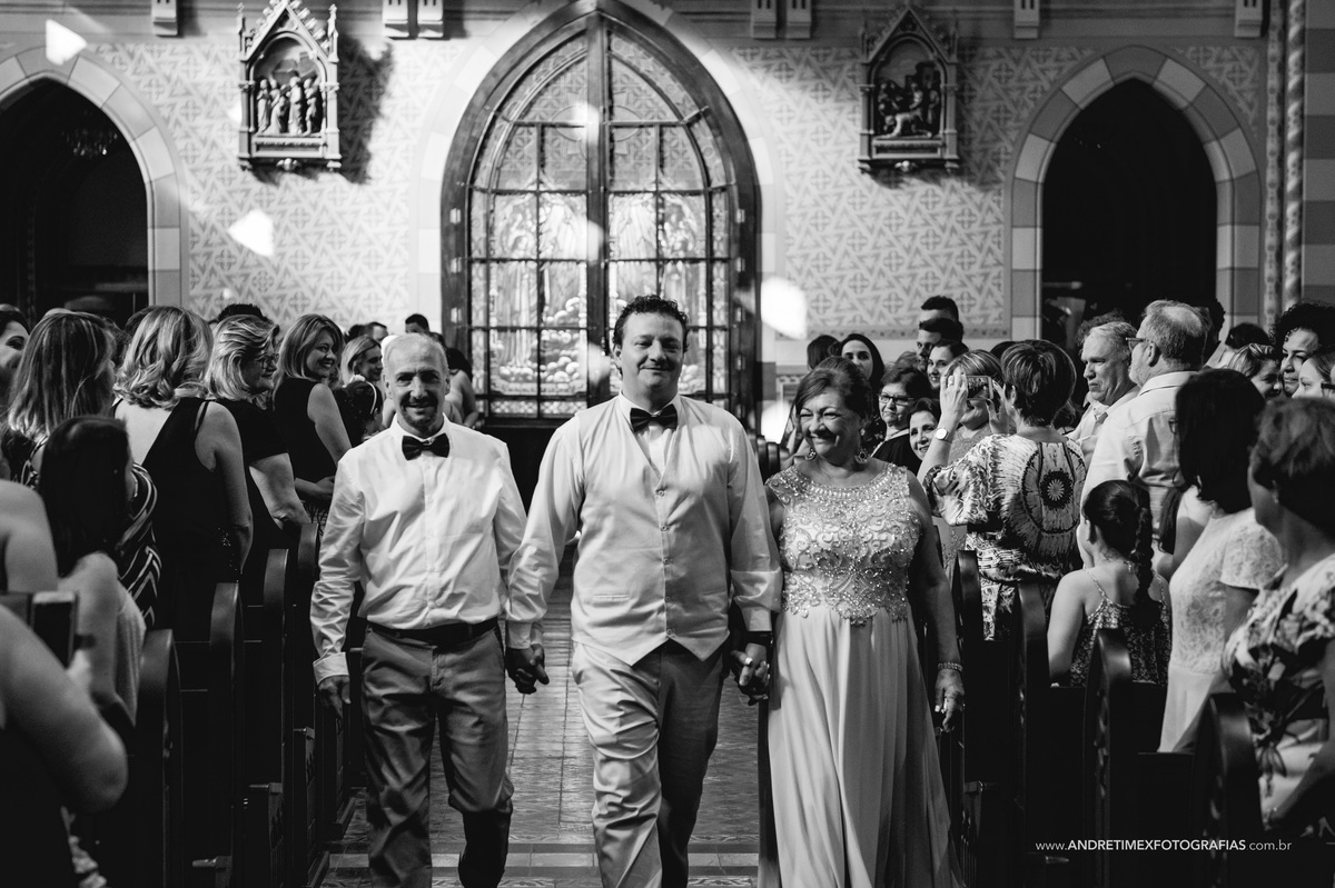 Casamento Jau-sp. Fotografia de casamento. wedding brasil. andre timex fotografias. fotografia com emoção. casamentos. noiva. noivo. casamento no campo. igreja matriz jau-sp. Inspirations photographers. Bride. Married.