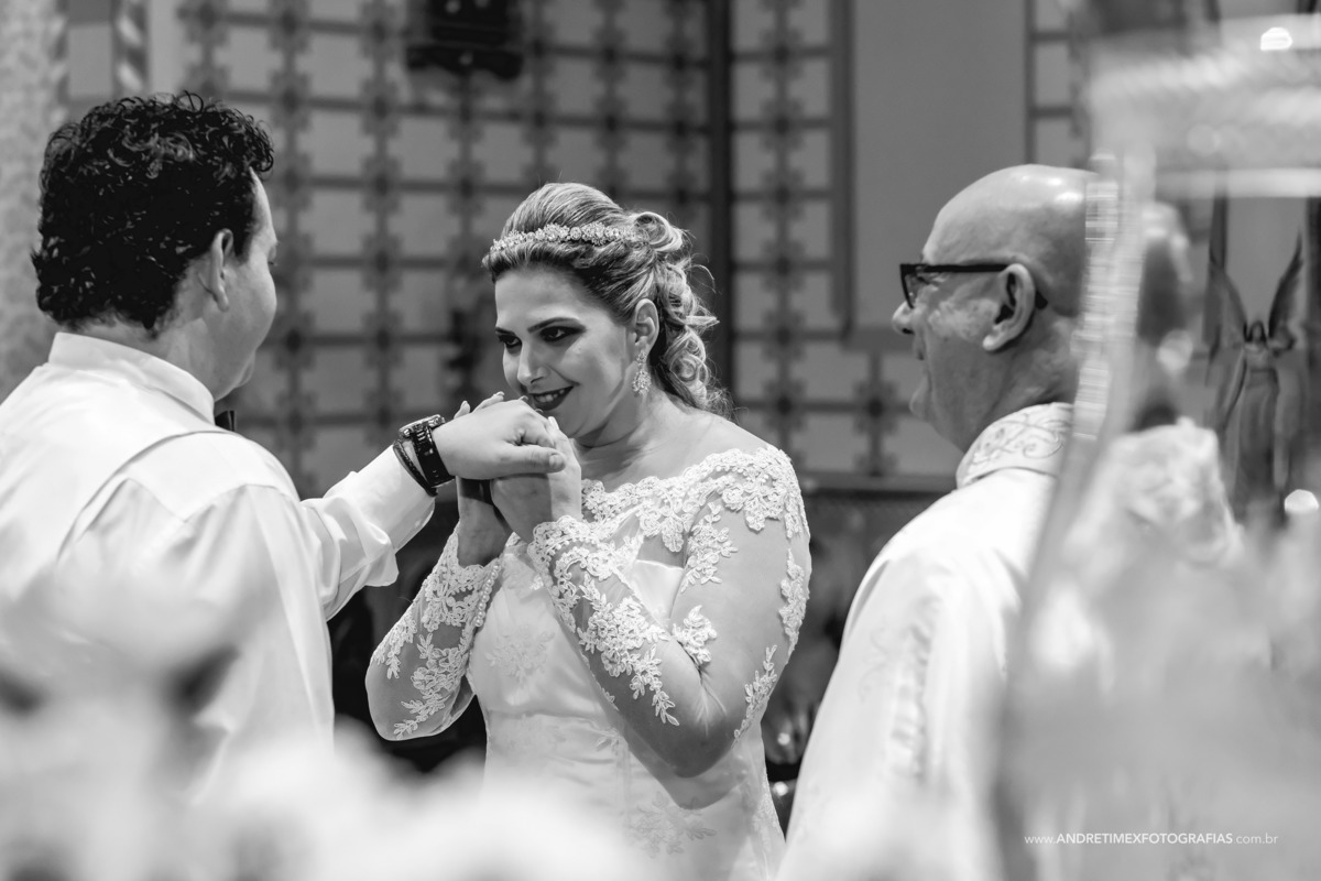 Casamento Jau-sp. Fotografia de casamento. wedding brasil. andre timex fotografias. fotografia com emoção. casamentos. noiva. noivo. casamento no campo. igreja matriz jau-sp. Inspirations photographers. Bride. Married.