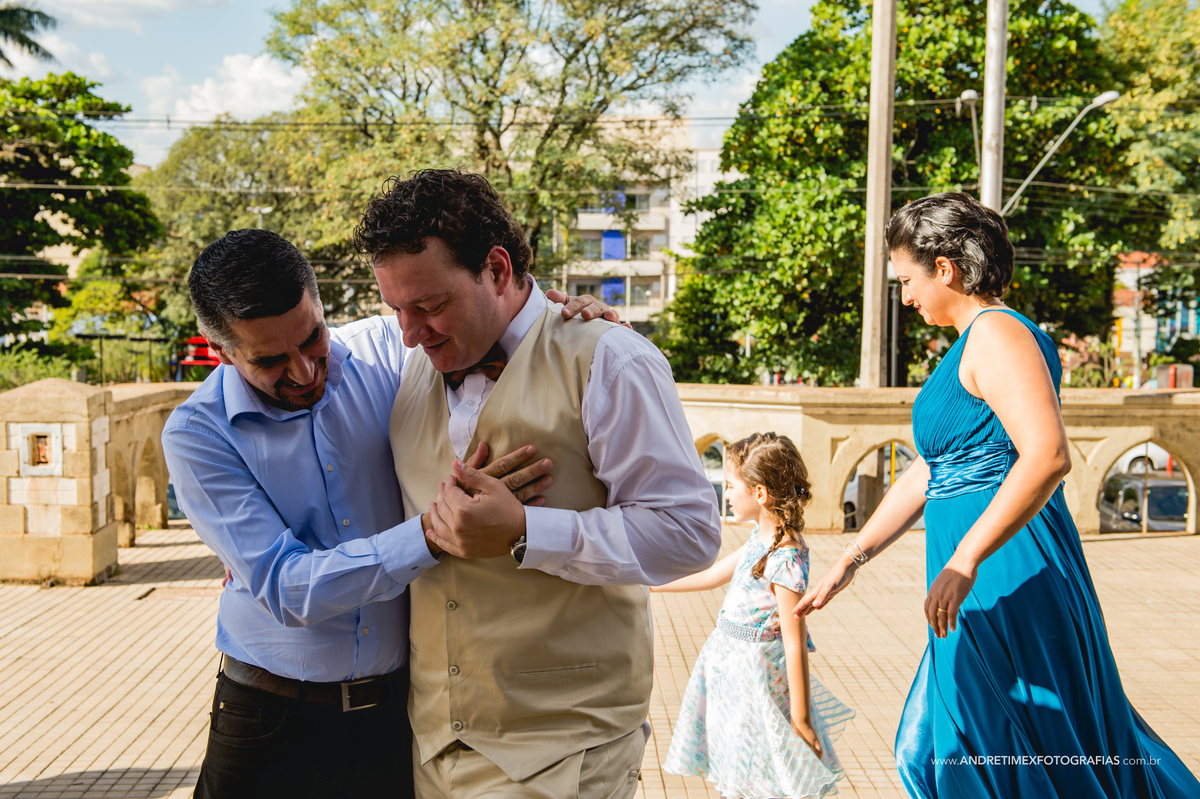Casamento Jau-sp. Fotografia de casamento. wedding brasil. andre timex fotografias. fotografia com emoção. casamentos. noiva. noivo. casamento no campo. igreja matriz jau-sp. Inspirations photographers. Bride. Married.