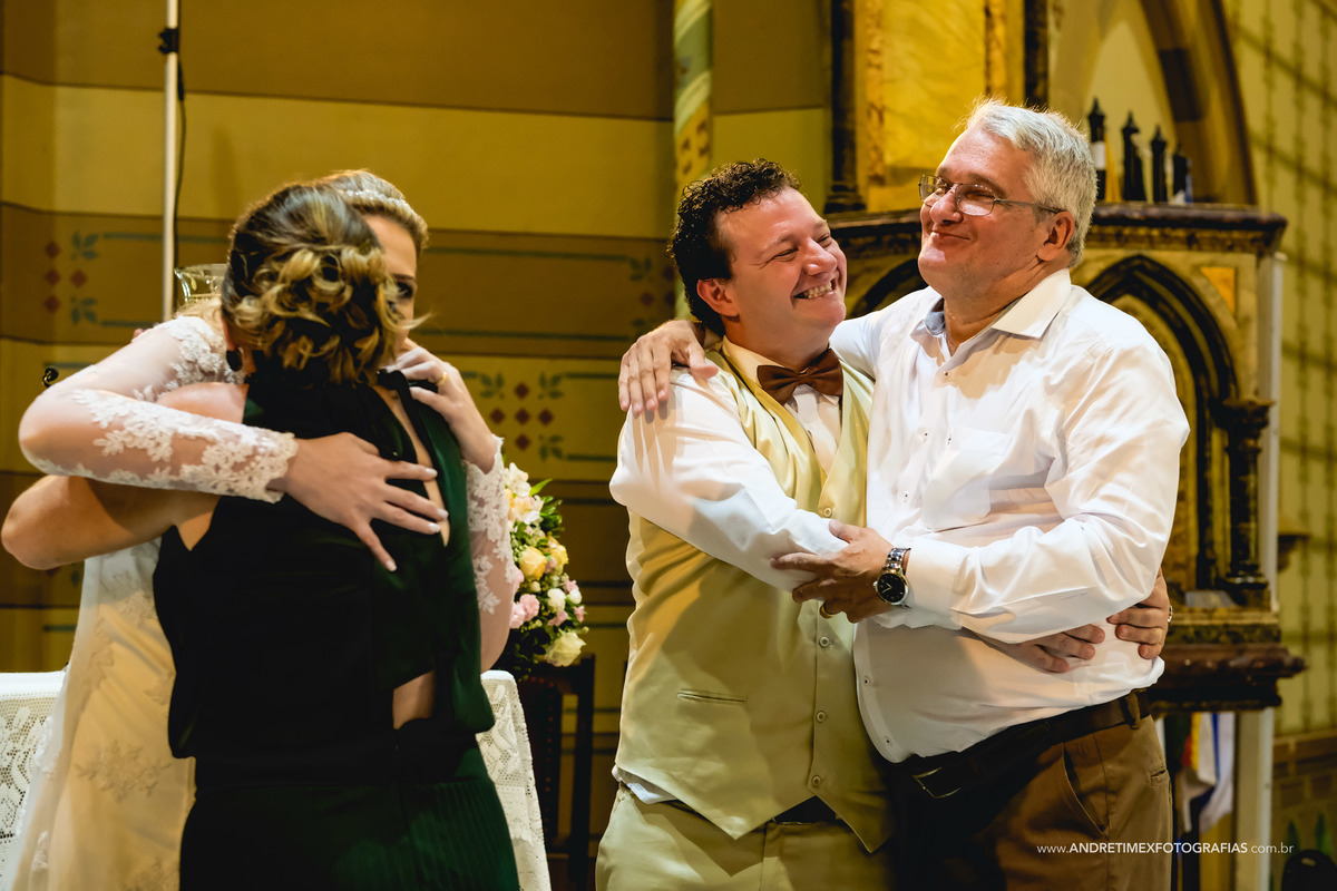 Casamento Jau-sp. Fotografia de casamento. wedding brasil. andre timex fotografias. fotografia com emoção. casamentos. noiva. noivo. casamento no campo. igreja matriz jau-sp. Inspirations photographers. Bride. Married.