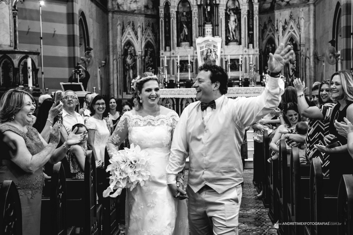 Casamento Jau-sp. Fotografia de casamento. wedding brasil. andre timex fotografias. fotografia com emoção. casamentos. noiva. noivo. casamento no campo. igreja matriz jau-sp. Inspirations photographers. Bride. Married.