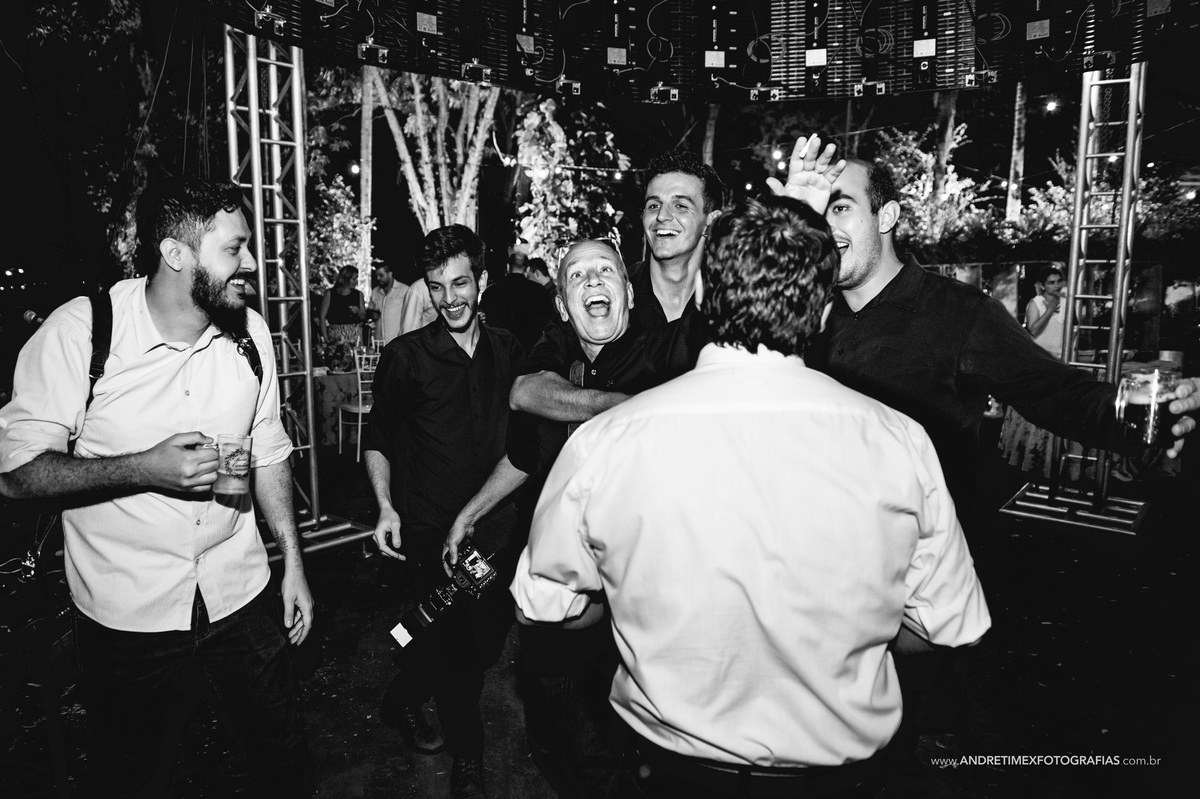 Casamento Jau-sp. Fotografia de casamento. wedding brasil. andre timex fotografias. fotografia com emoção. casamentos. noiva. noivo. casamento no campo. igreja matriz jau-sp. Inspirations photographers. Bride. Married.